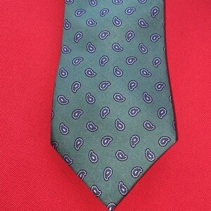 Bay Club paisley Tie